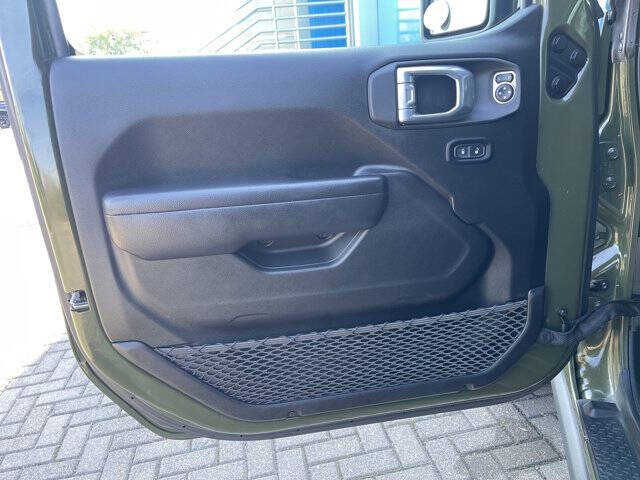 2021 Jeep Gladiator Willys