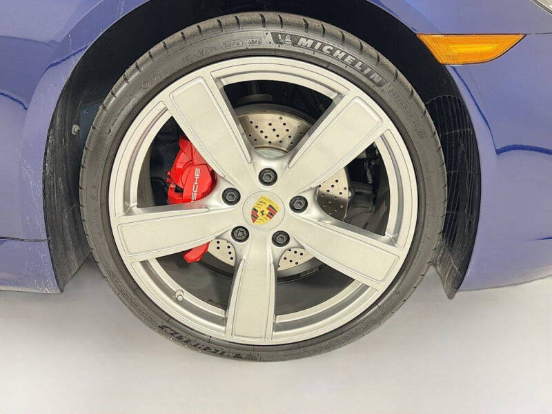 2024 Porsche 718 Cayman S