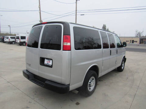 2016 Chevrolet Express LS 2500
