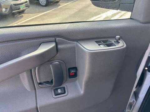 2021 Chevrolet Express 2500