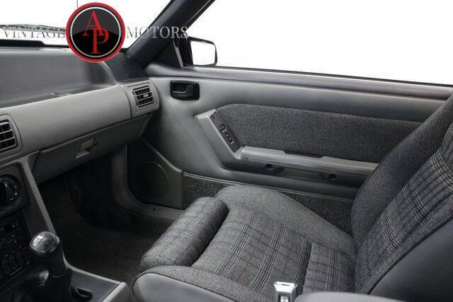 1987 Ford Mustang GT