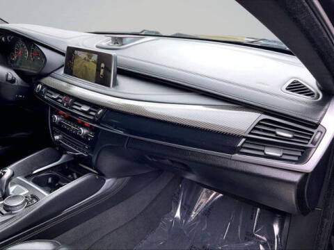 2016 BMW X6 M