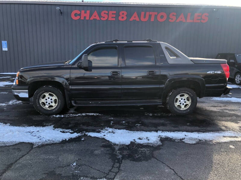 2006 Chevrolet Avalanche for sale at Chase 8 Auto Sales Loves Park in Loves Park IL