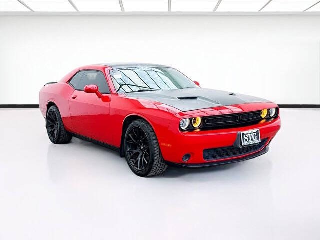 2015 Dodge Challenger SXT