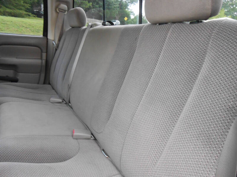 2004 Dodge Ram 1500 SLT