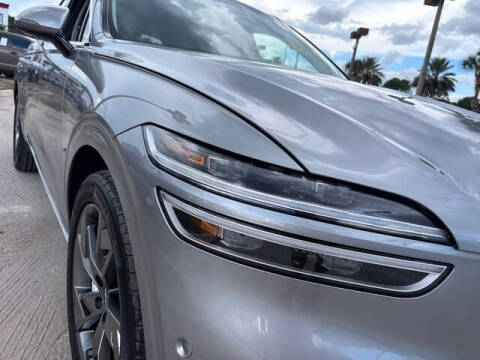 2023 Genesis Electrified GV70