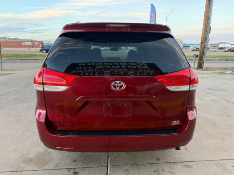 2011 Toyota Sienna Limited 7-Passenger