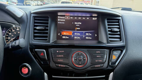 2019 Nissan Pathfinder S