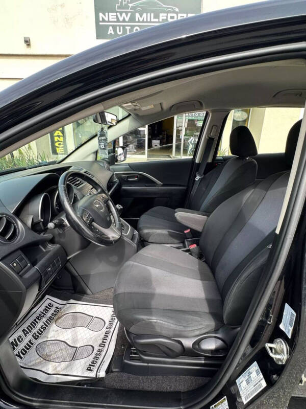 2013 Mazda MAZDA5 Touring