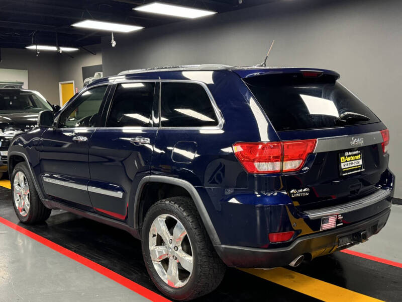 2012 Jeep Grand Cherokee Limited photo 4