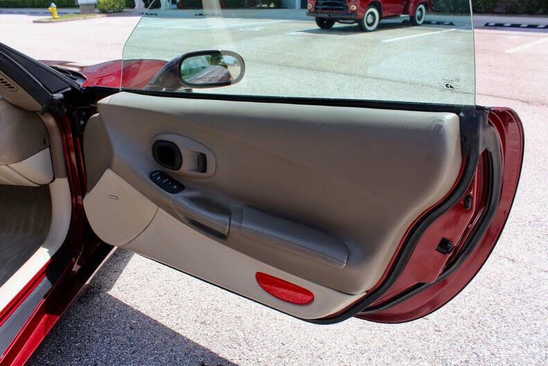 2003 Chevrolet Corvette