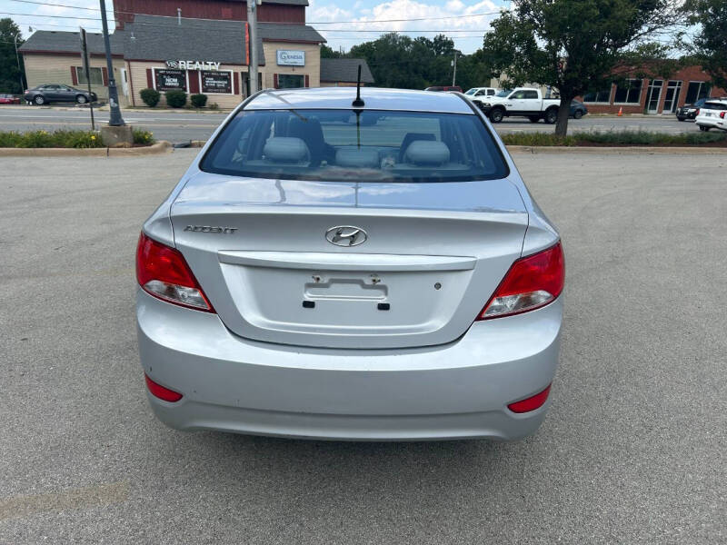 2017 Hyundai Accent SE