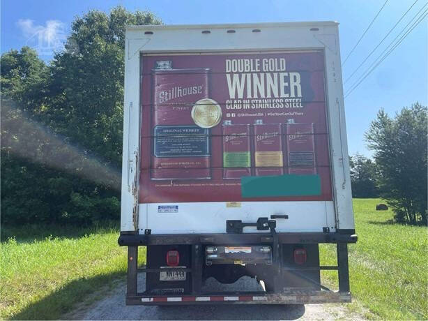 2017 Freightliner Business class M2