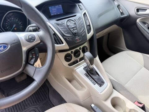 2012 Ford Focus SE