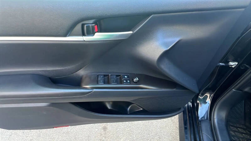 2021 Toyota Camry LE