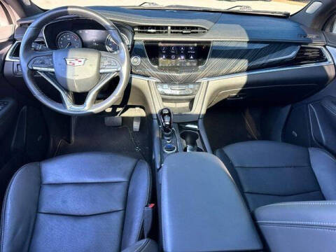 2023 Cadillac XT6 Premium Luxury