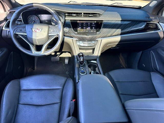 2023 Cadillac XT6 Premium Luxury