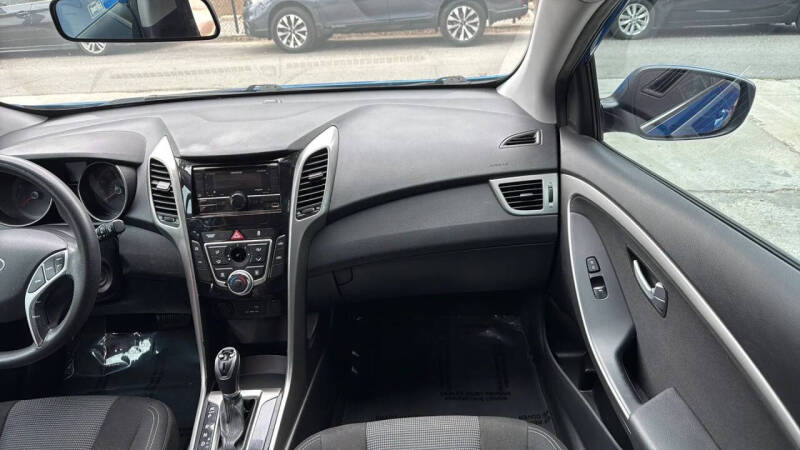 2017 Hyundai Elantra GT