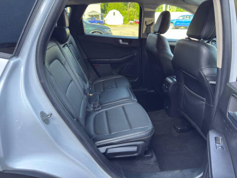 2020 Ford Escape SEL