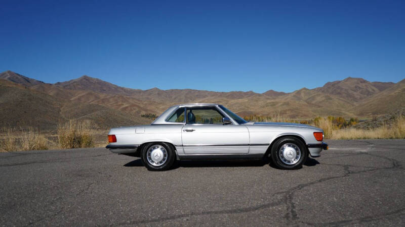 1989 Mercedes-Benz 560-Class 560 SL