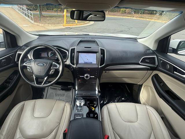 2020 Ford Edge Titanium