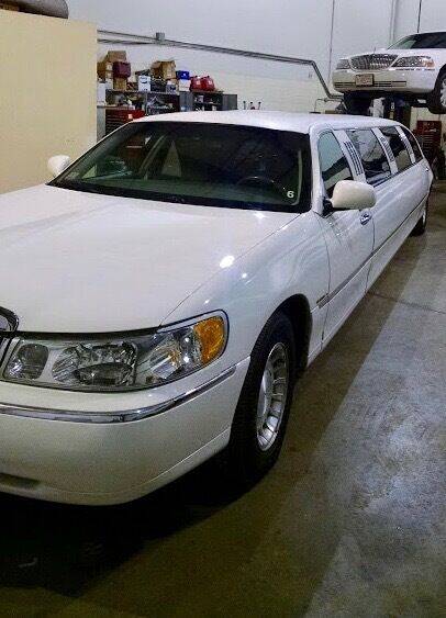 2001 Lincoln Town Car for sale at Limo World Inc. in Seminole FL