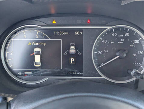 2024 Nissan Versa SV