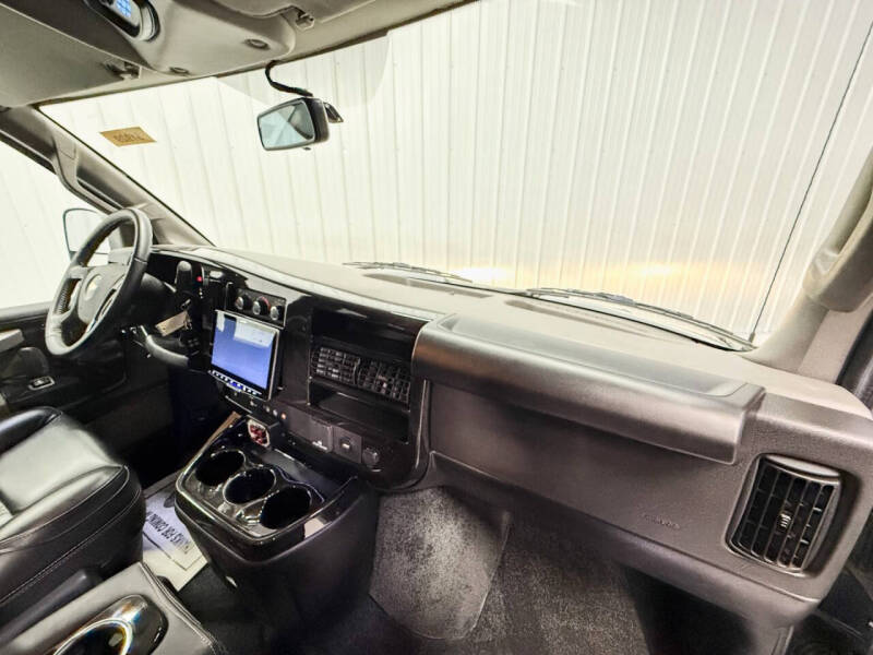 2023 Chevrolet Express 2500