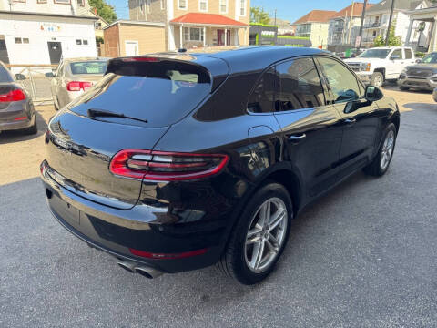 2016 Porsche Macan S
