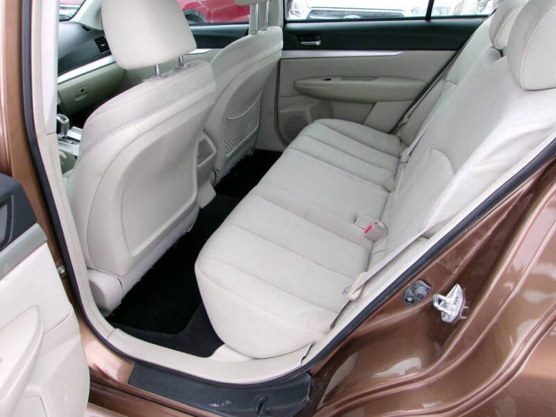 2011 Subaru Legacy 2.5i