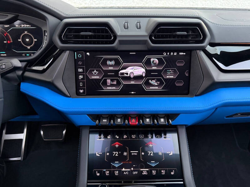 2025 Lamborghini Urus SE