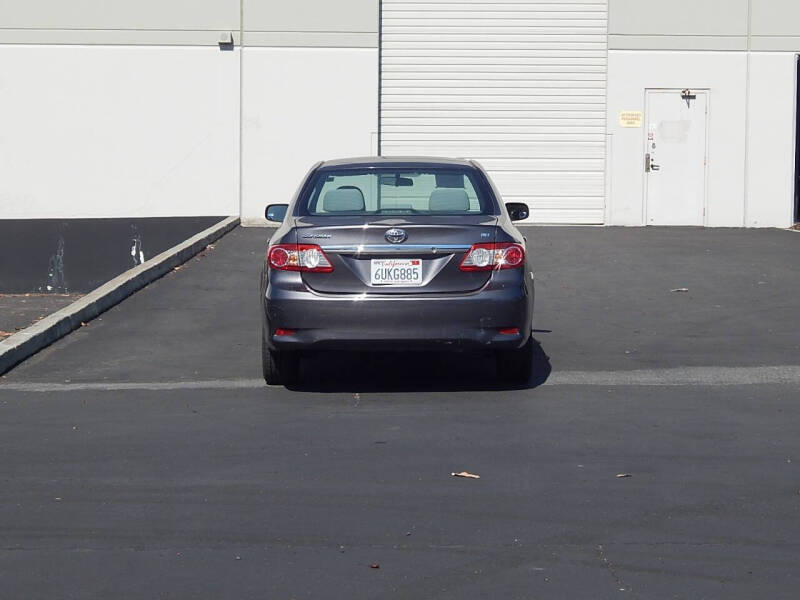 2012 Toyota Corolla LE