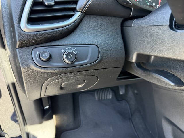 2022 Chevrolet Trax LS