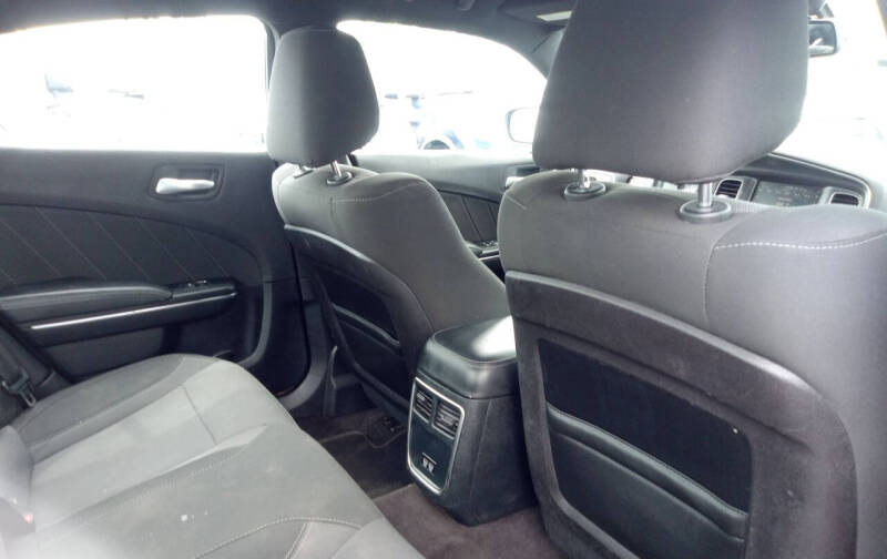 2016 Dodge Charger SXT