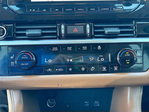 2022 Nissan Pathfinder Platinum