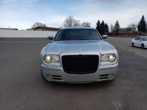 2005 Chrysler 300 for sale at BELOW BOOK AUTO SALES in Idaho Falls ID