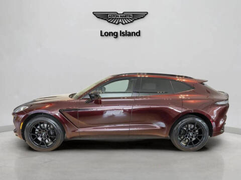 2022 Aston Martin DBX