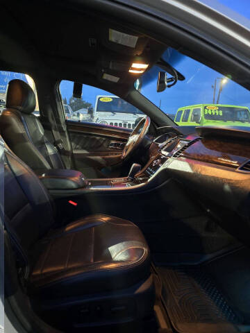 2013 Ford Taurus Limited