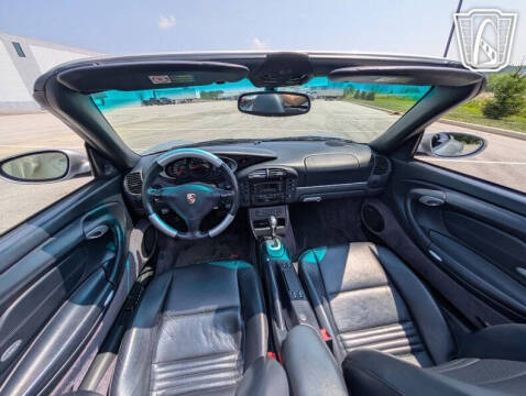 2004 Porsche 911 Carrera 4S