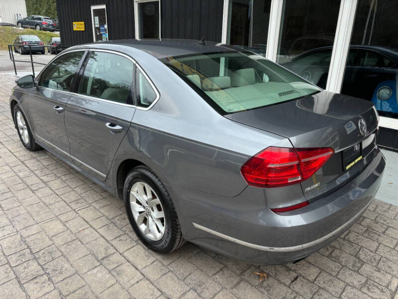 2016 Volkswagen Passat 1.8T S
