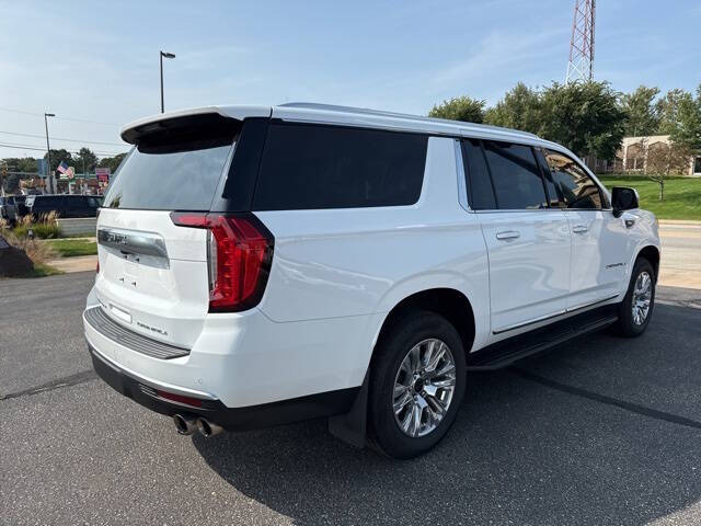 2022 GMC Yukon XL Denali