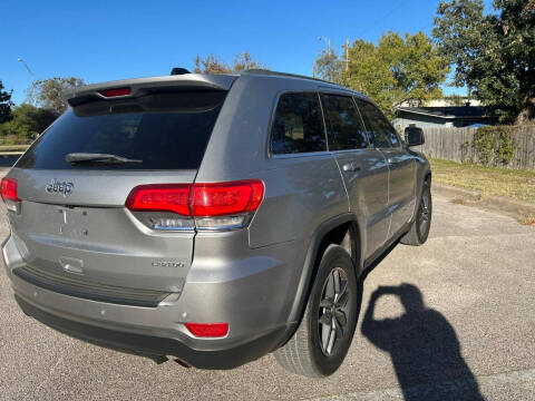 2017 Jeep Grand Cherokee Laredo