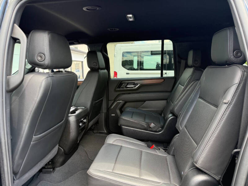 2025 GMC Yukon XL Denali