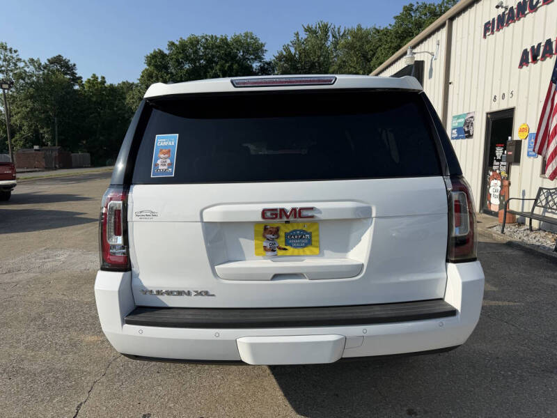 2016 GMC Yukon XL SLT