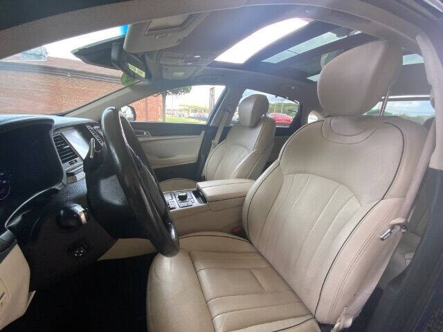 2016 Hyundai Genesis