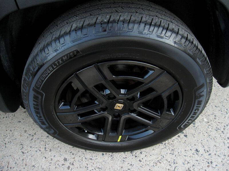 2023 Rivian R1S Launch Edition