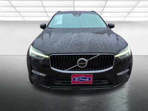2022 Volvo XC60 B5 Momentum