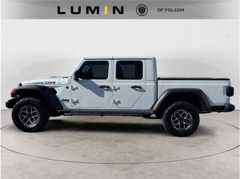 2025 Jeep Gladiator