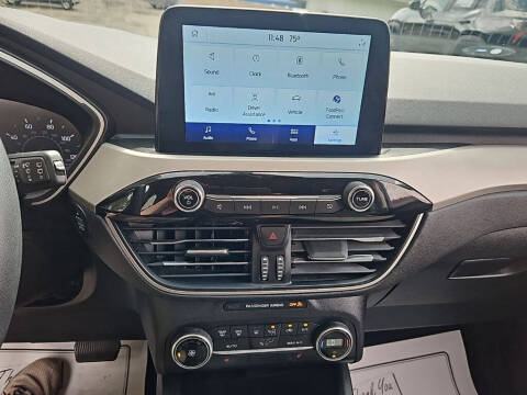 2020 Ford Escape SE