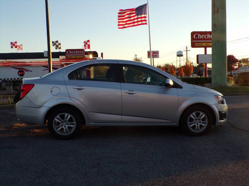 2016 Chevrolet Sonic LT Auto